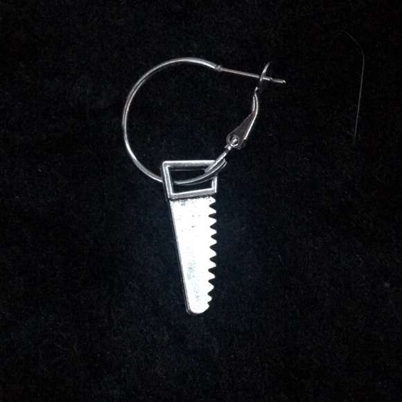 earrings - Picture 2 of 4